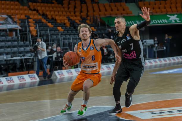 让我们一探 让我们一探